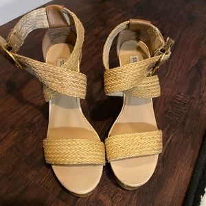 Steve Madden Wedges